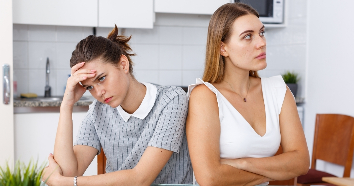 toksyczna przyjaźń oznaki